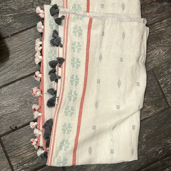 Anthropologie Embroidered Cotton - Picture 3 of 7